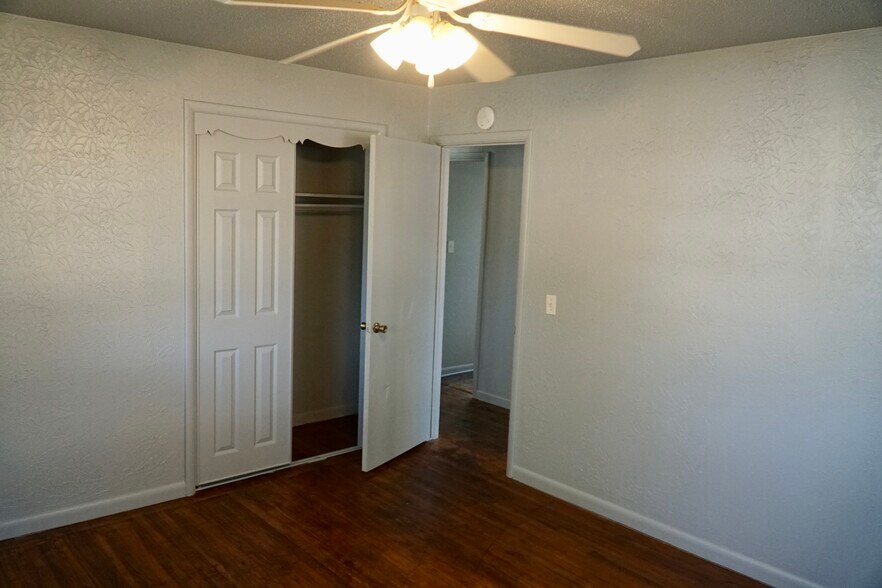 Bedroom 2 - 609 General Senter Dr