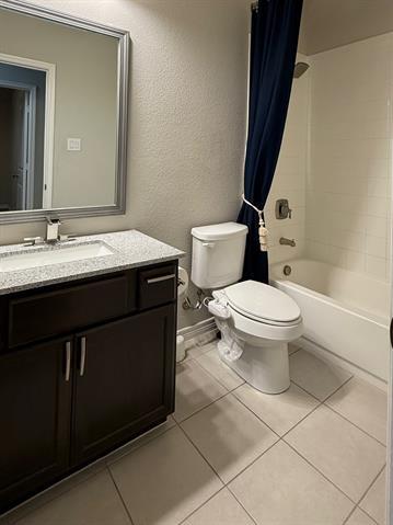 Building Photo - 3728 Holly Brook Dr