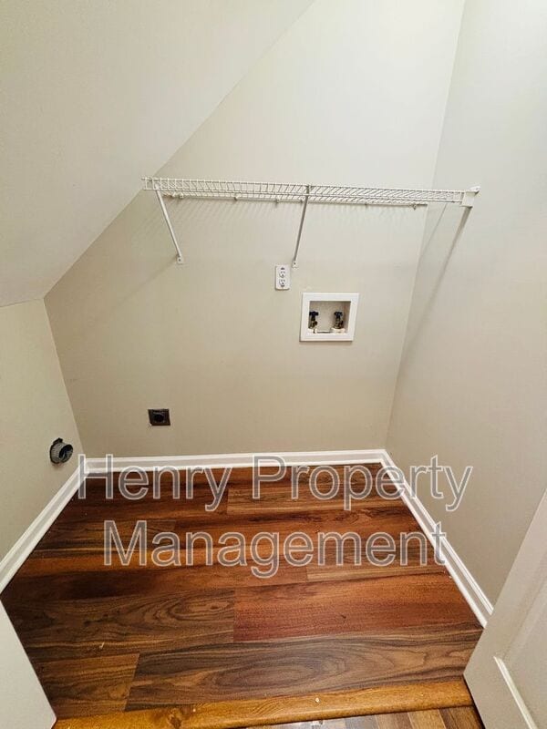 Building Photo - 5716 Brookshadow Dr