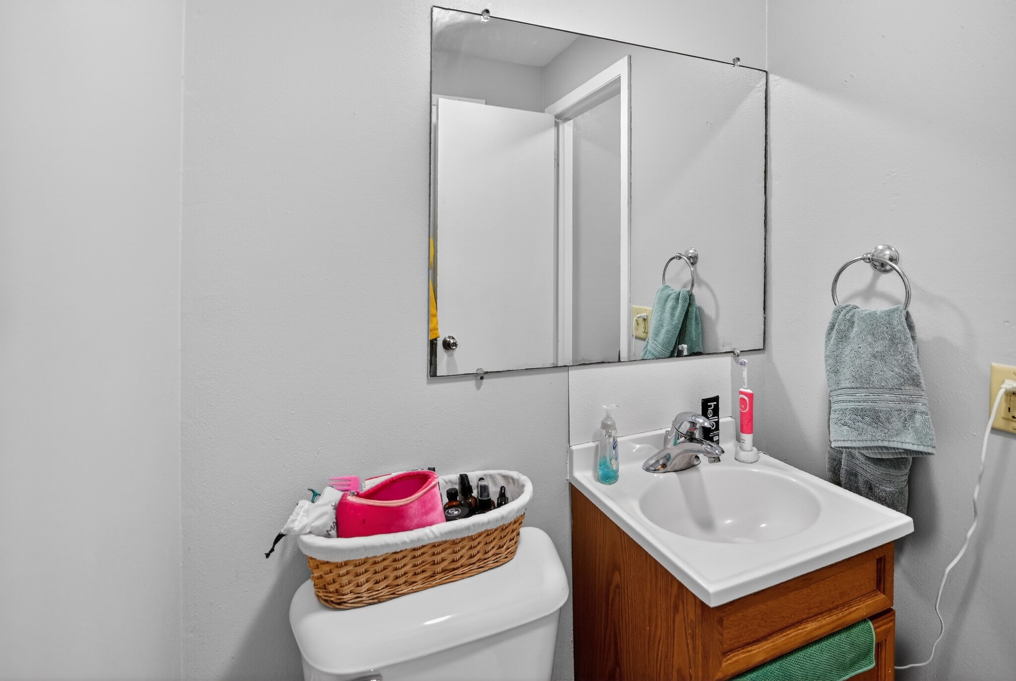 Building Photo - 203 S Main St