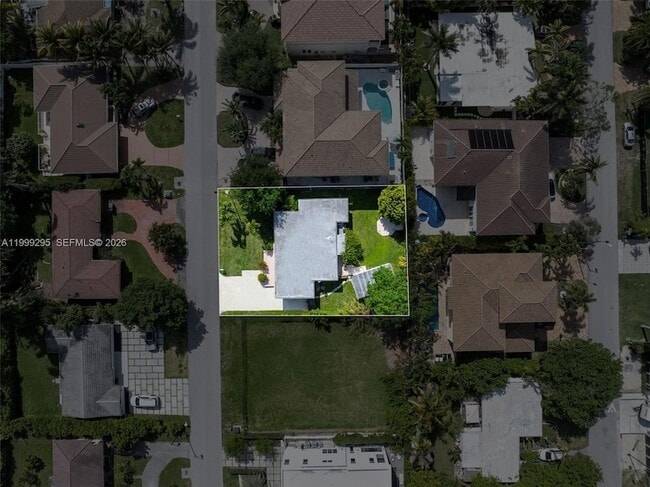 Building Photo - 261 188th St