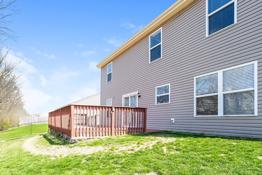 Building Photo - 2962 Limber Pine Dr