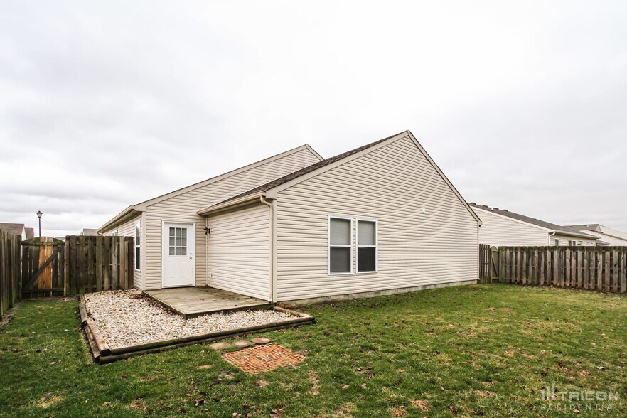 Building Photo - 1392 Lavender Dr