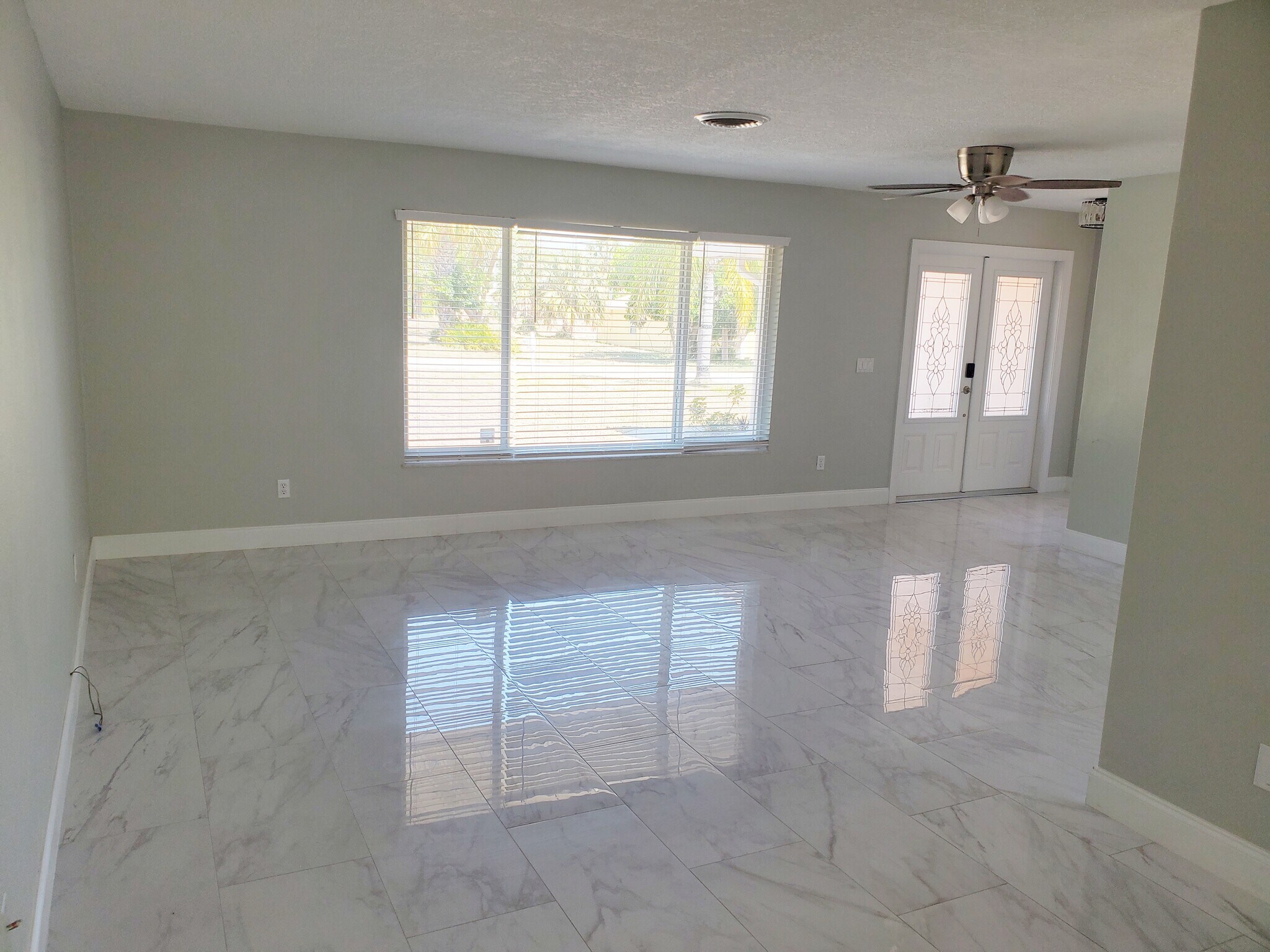 Building Photo - 1257 NE Sago Dr