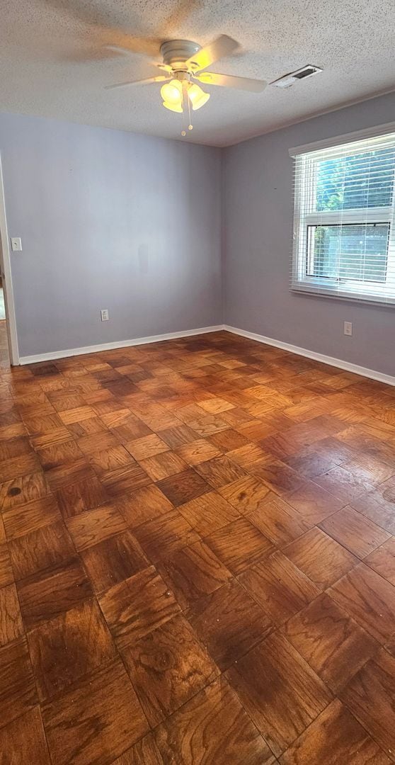 Building Photo - Serene 2BR Living in Seagate Near Market Common