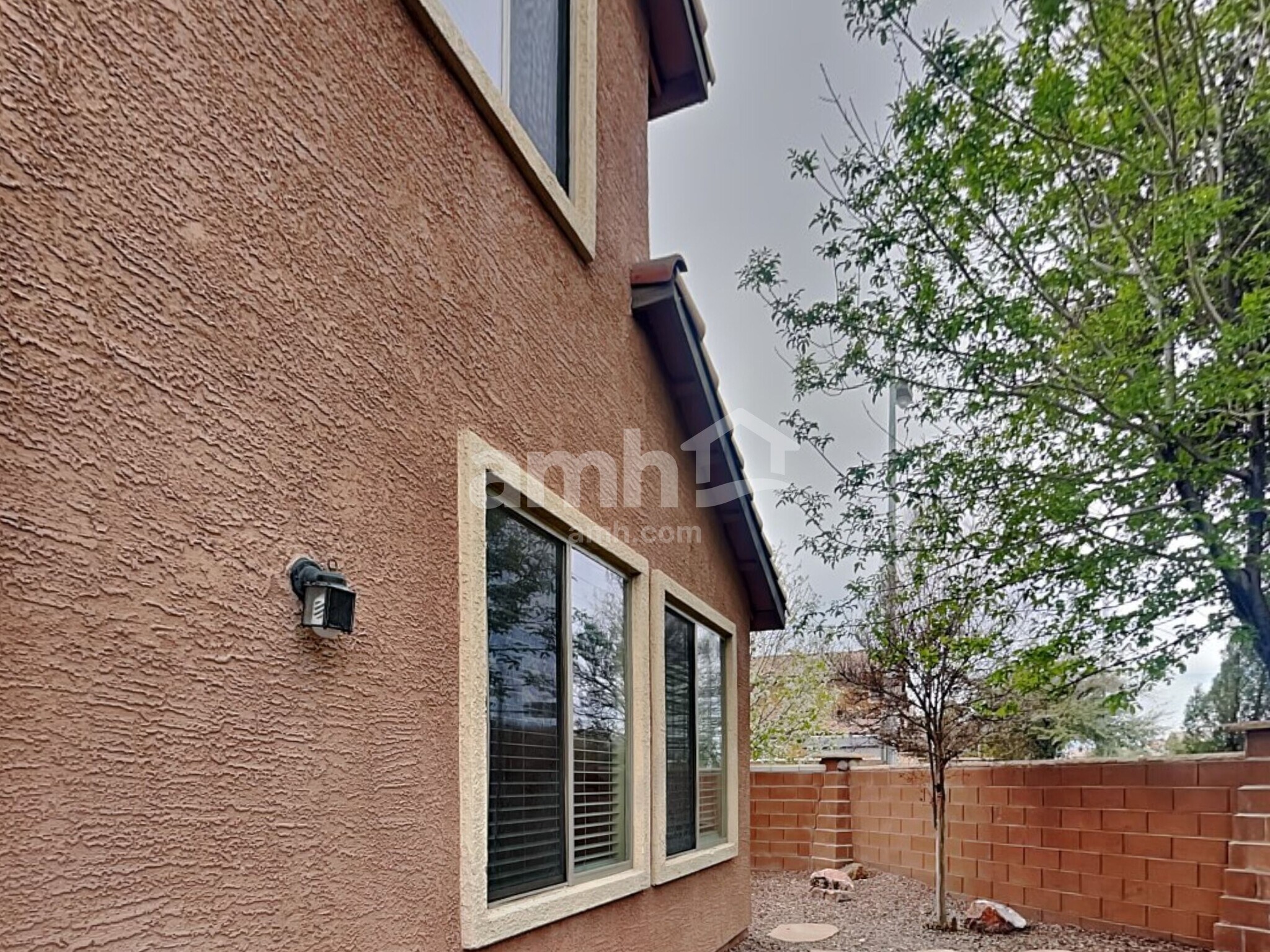 Building Photo - 136 Palatial Pines Ave