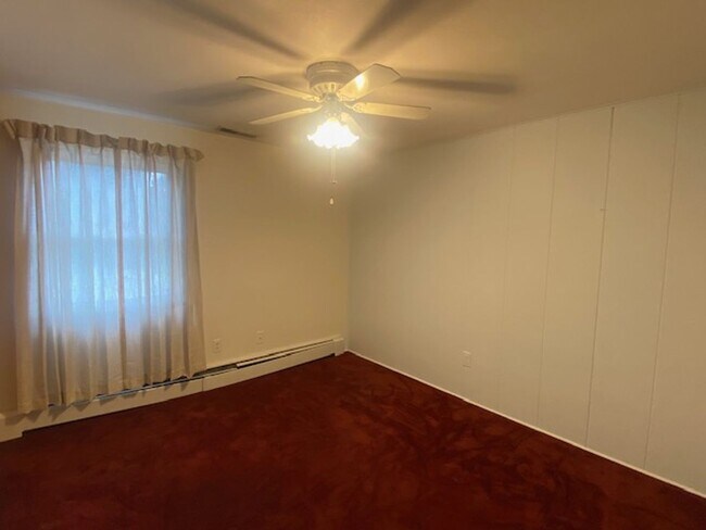 Building Photo - Single Family Home in Richland Area