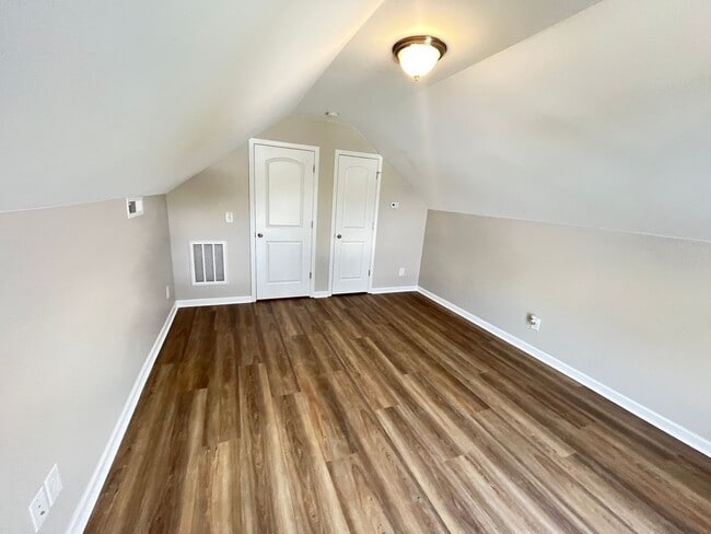 Building Photo - Pet Friendly, Three Bedroom with Bonus Room Home with Garage in Longs is Available Now!