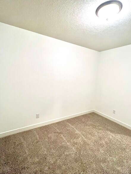 Building Photo - 11204 Balsam Pointe Trl