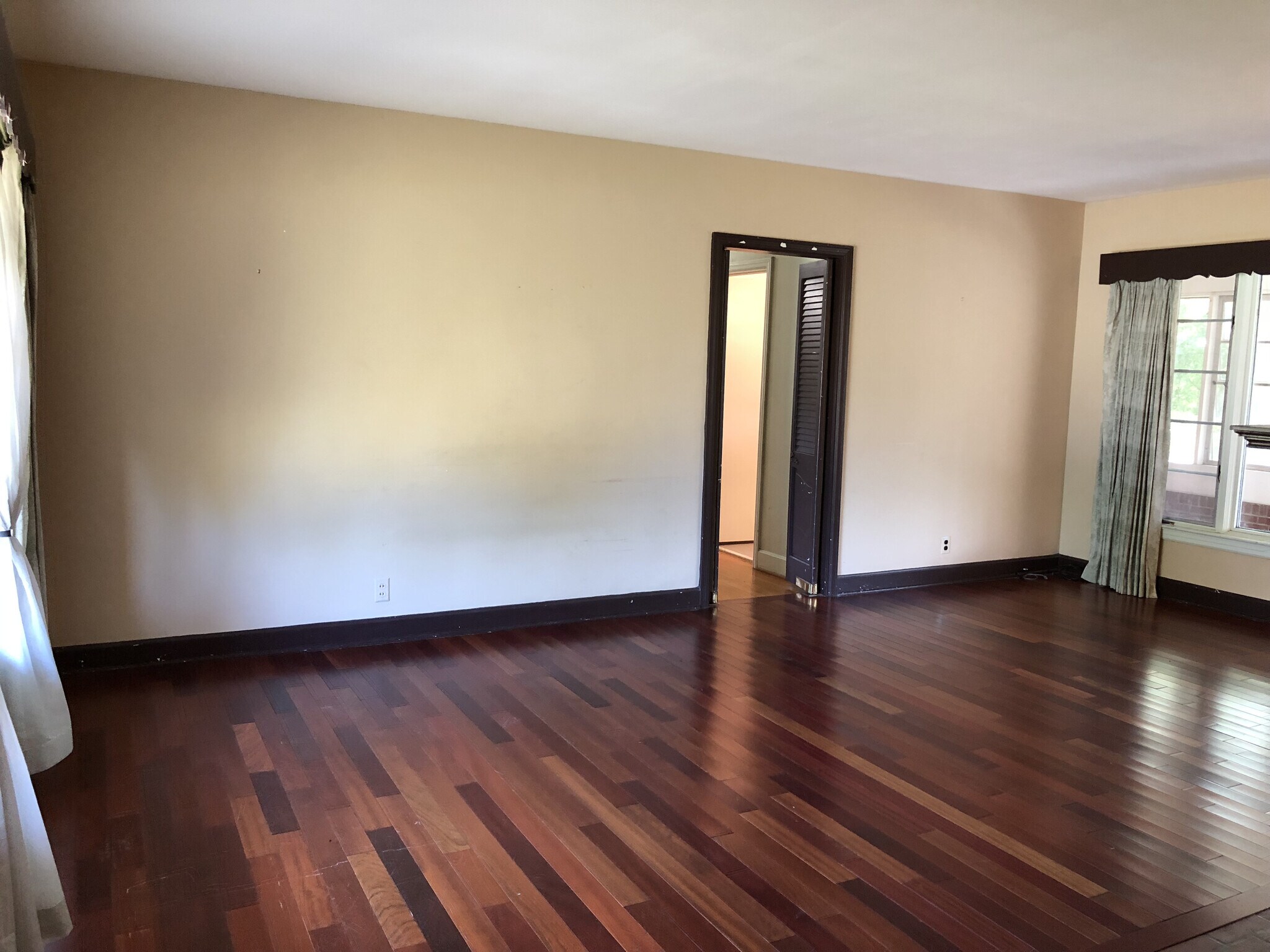 Building Photo - 1619 Jones Blvd