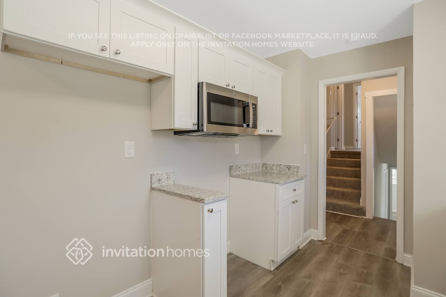 Building Photo - 883 Meadow Rock Dr