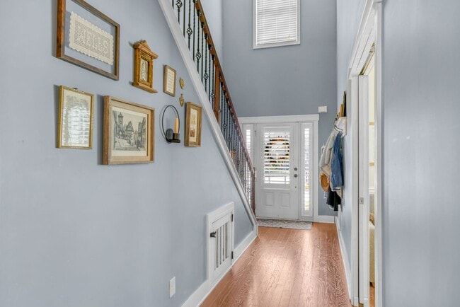 Building Photo - Spacious 4 Bedroom Home in Auburn