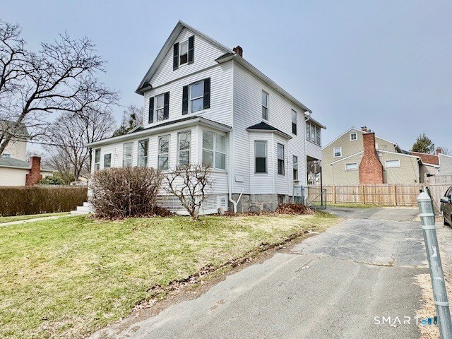 Building Photo - 303 Millville Ave