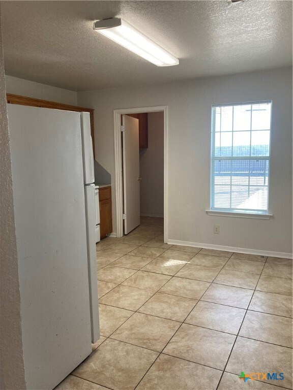 Building Photo - 1401 Windward Dr