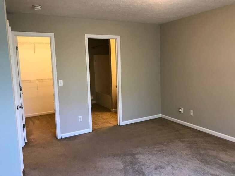 Building Photo - 66 Wildfire Dr