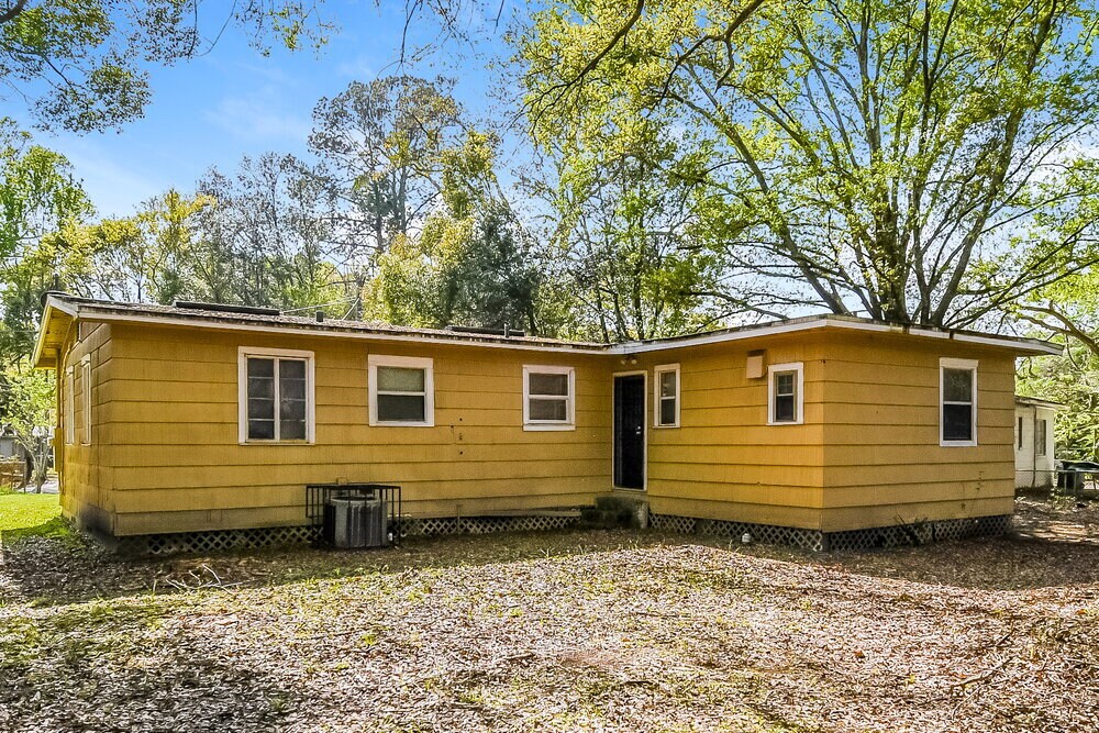 Building Photo - 3041 Detroit Cir N