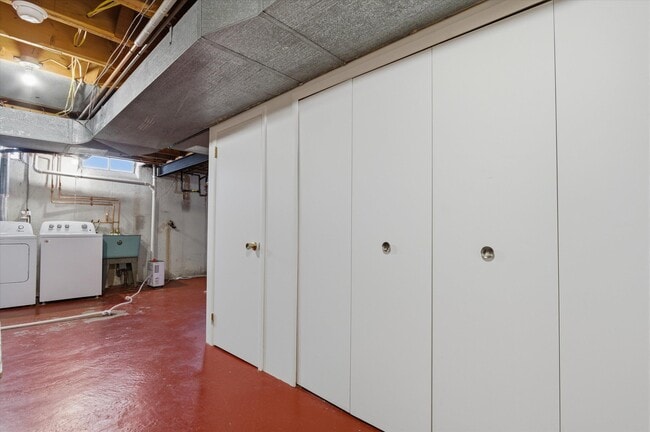 Building Photo - 1510 Barnard Rd