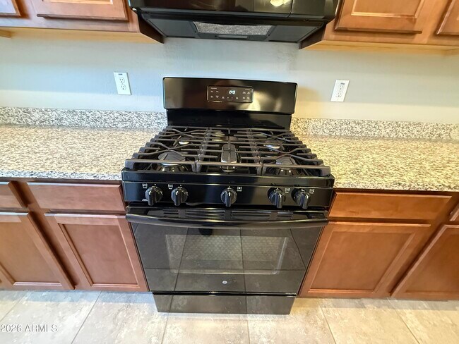 Building Photo - 1501 W Buckeye Tree Ave