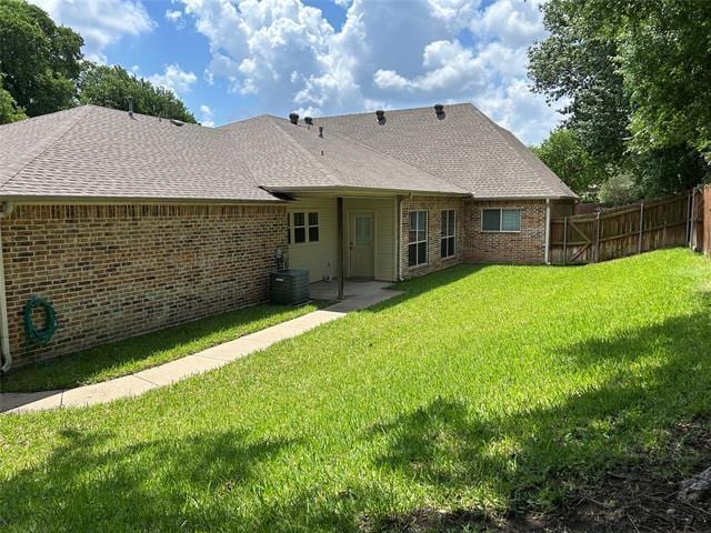 Building Photo - 921 Cedar Ridge Dr