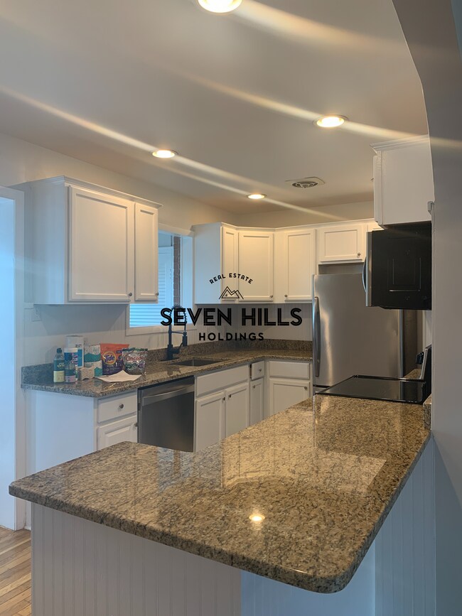 Building Photo - 1007 Kinney St