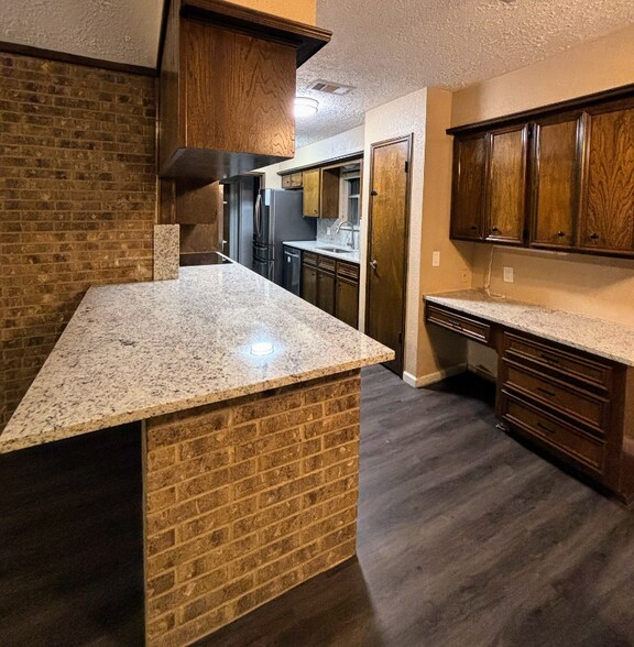 Building Photo - 714 Whitecap Dr