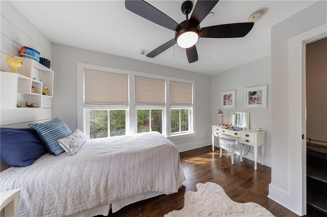 Building Photo - 1000 Loliver Ln