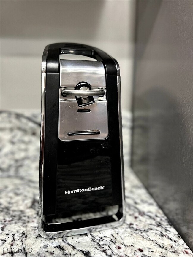 Building Photo - 5255 Coronado Pkwy