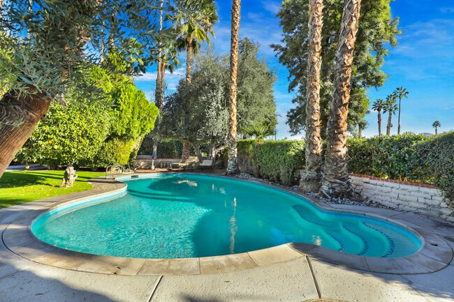 Building Photo - 261 Cordoba Way