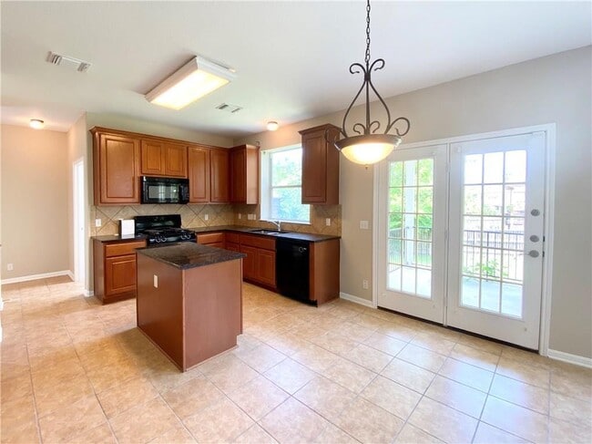 Building Photo - 2214 Conway Cove