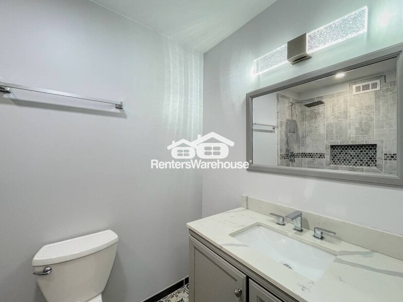 Building Photo - 2325 Sea Shell Rd