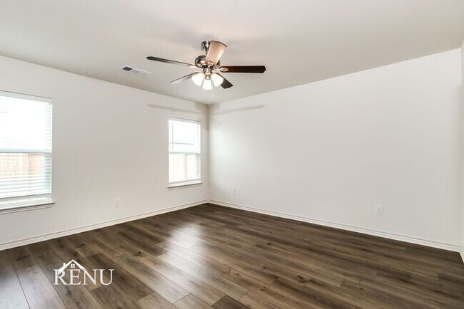 Building Photo - Coming Soon!