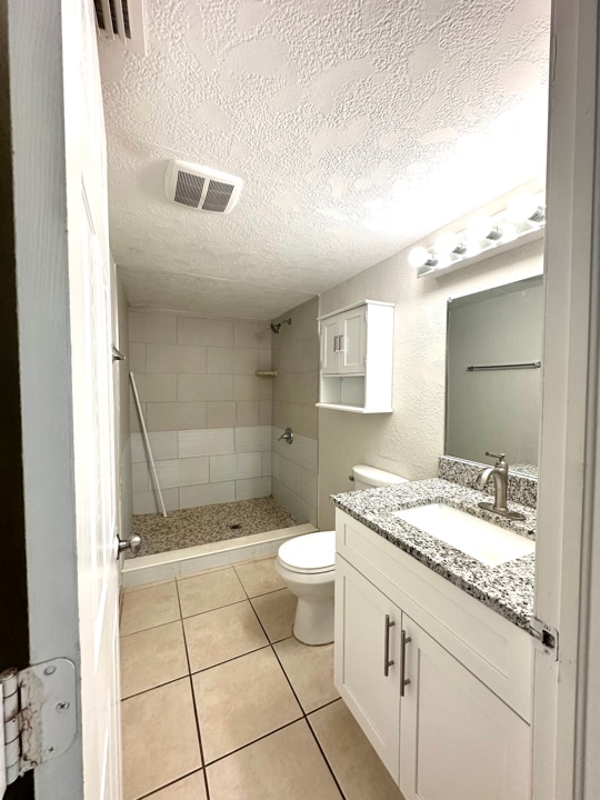 Building Photo - 18478 Tulip Rd