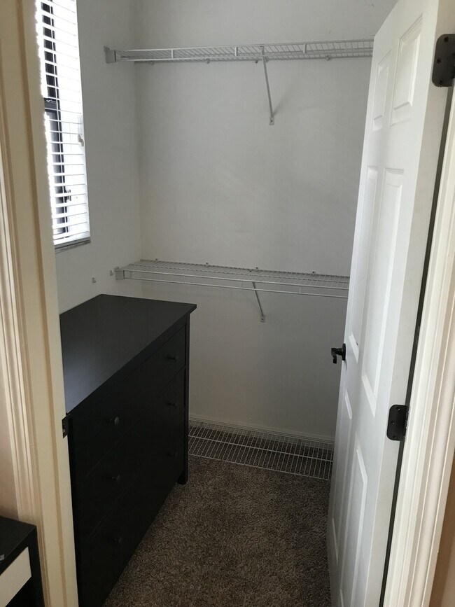 Building Photo - Saint Charles - Luxury 2 Bedroom, 2 Bathroom Condo