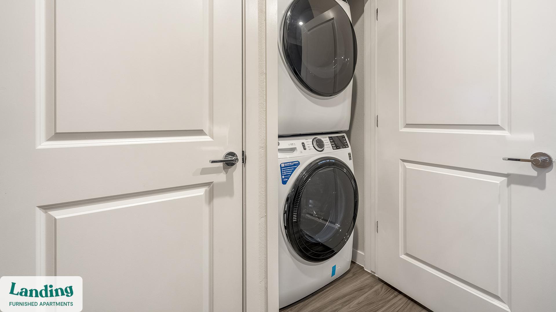 Building Photo - 14015 Univ Pass