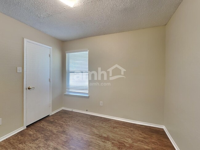 Building Photo - 1809 Rybovich Ln