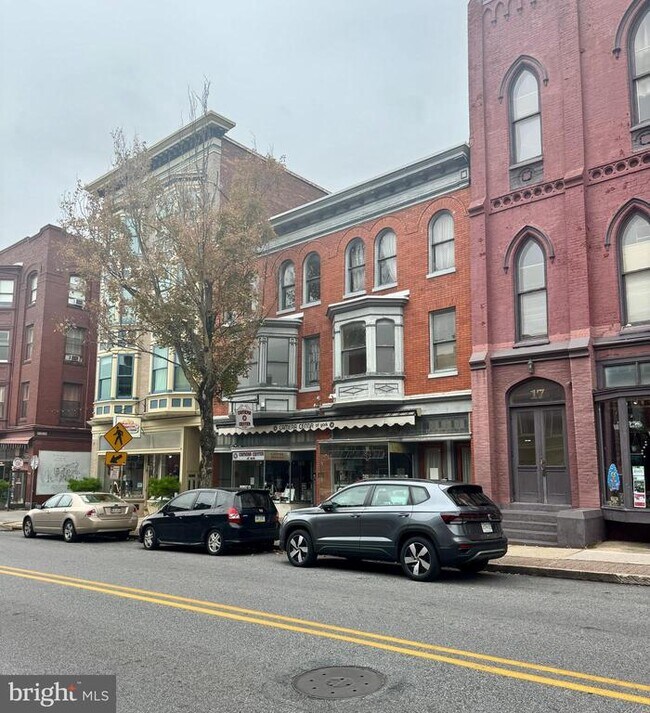 Primary Photo - 23 N Beaver St