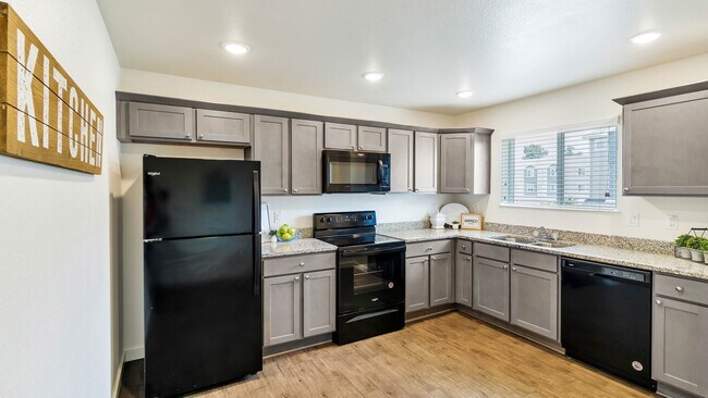 Building Photo - 21155 Gosling Rd