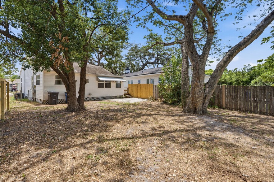 Building Photo - 1262 Woodlawn Ter
