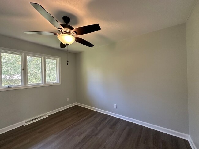 Building Photo - Fully Renovated Home with Unmatched Character