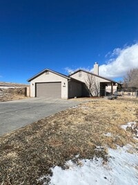 Building Photo - Charming , Single story 3 Bedroom , 2 Bath Home!