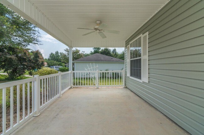 Building Photo - 168 Cabana Way