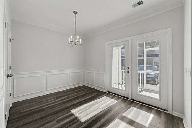 Building Photo - 342 Silverdrop St