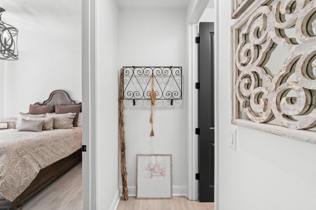 Building Photo - 8411 Coral Reef Wy