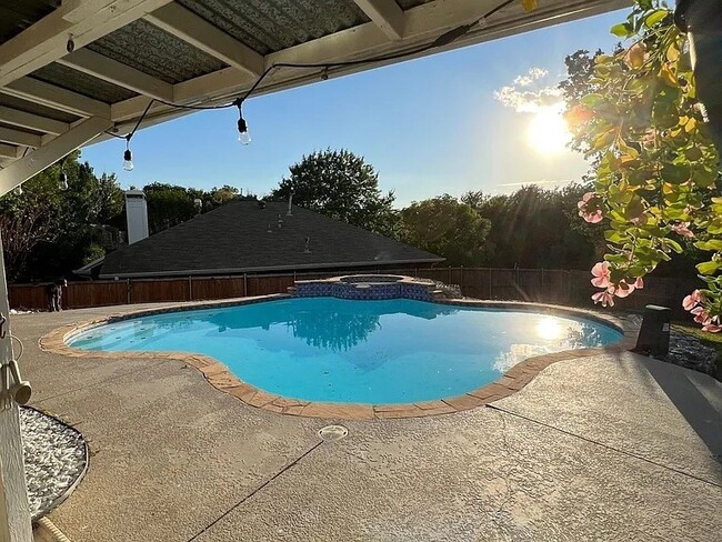 Primary Photo - 1209 Mill Spring Dr