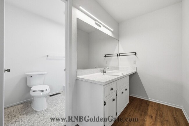 Building Photo - Gorgeous home with spacious yard in Kentfield for rent!