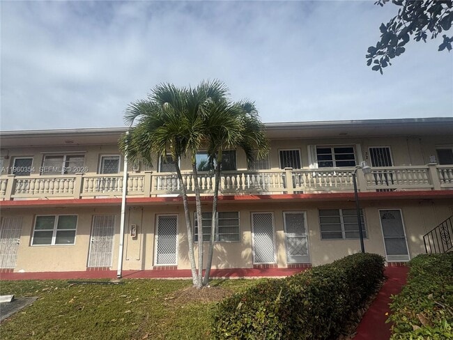 Building Photo - 20320 NE 2nd Ave