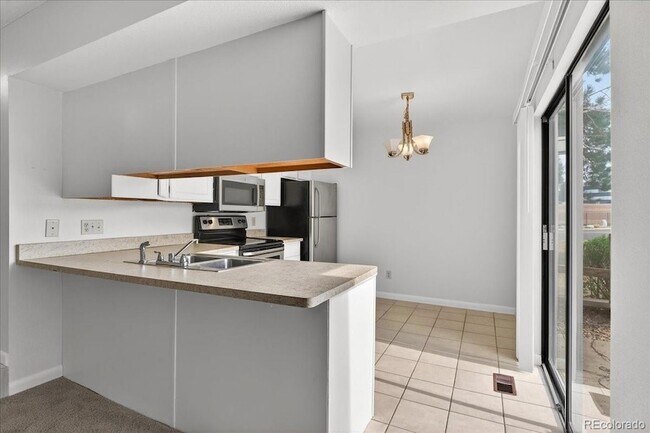 Building Photo - 2499 S Xanadu Way