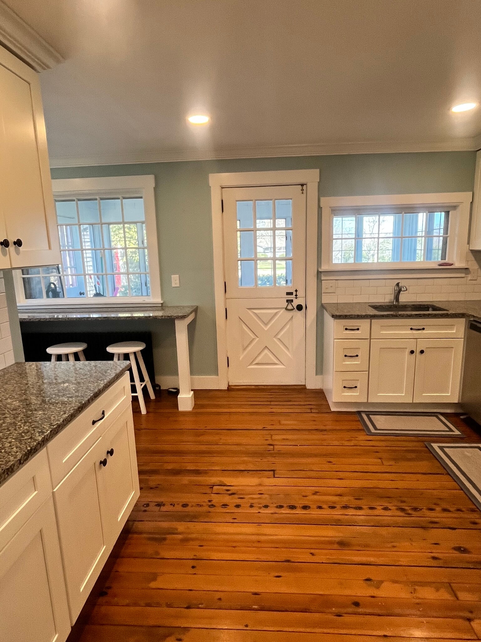 Building Photo - 275 McCorrie Ln