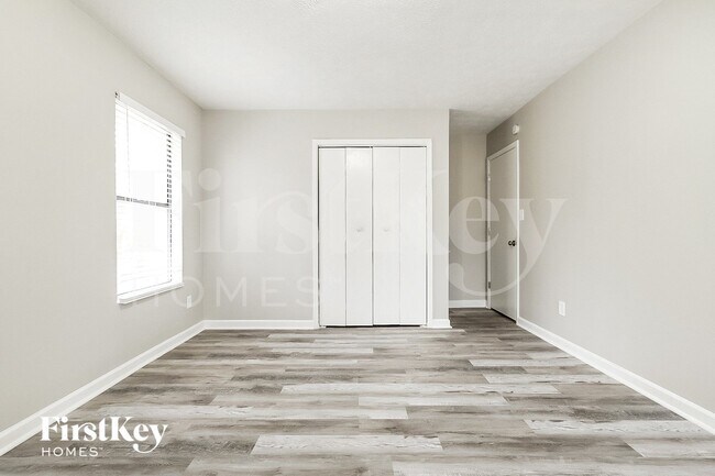 Building Photo - 855 Lost Creek Cir