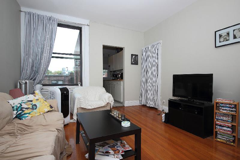 Building Photo - 46 Orkney Rd